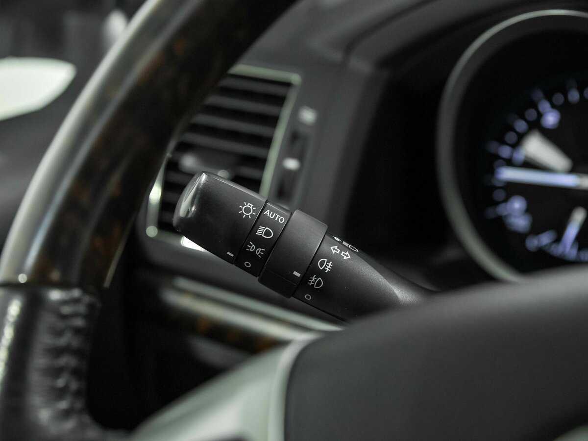 Toyota Land Cruiser 2012 года с пробегом. Фото: #7