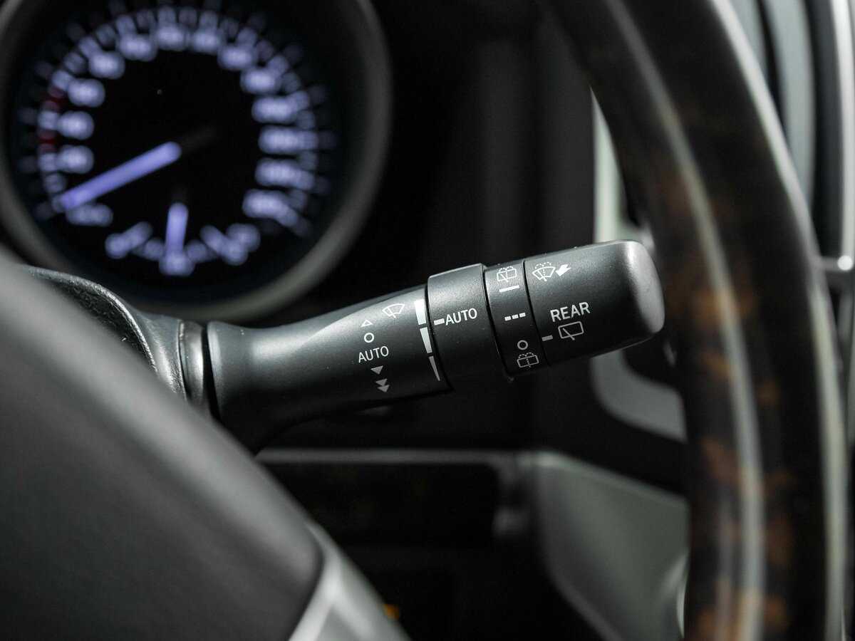 Toyota Land Cruiser 2012 года с пробегом. Фото: #9