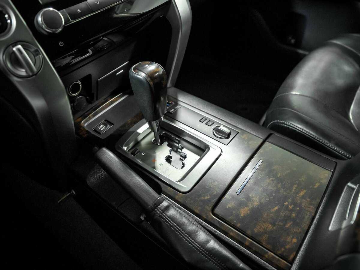 Toyota Land Cruiser 2012 года с пробегом. Фото: #12