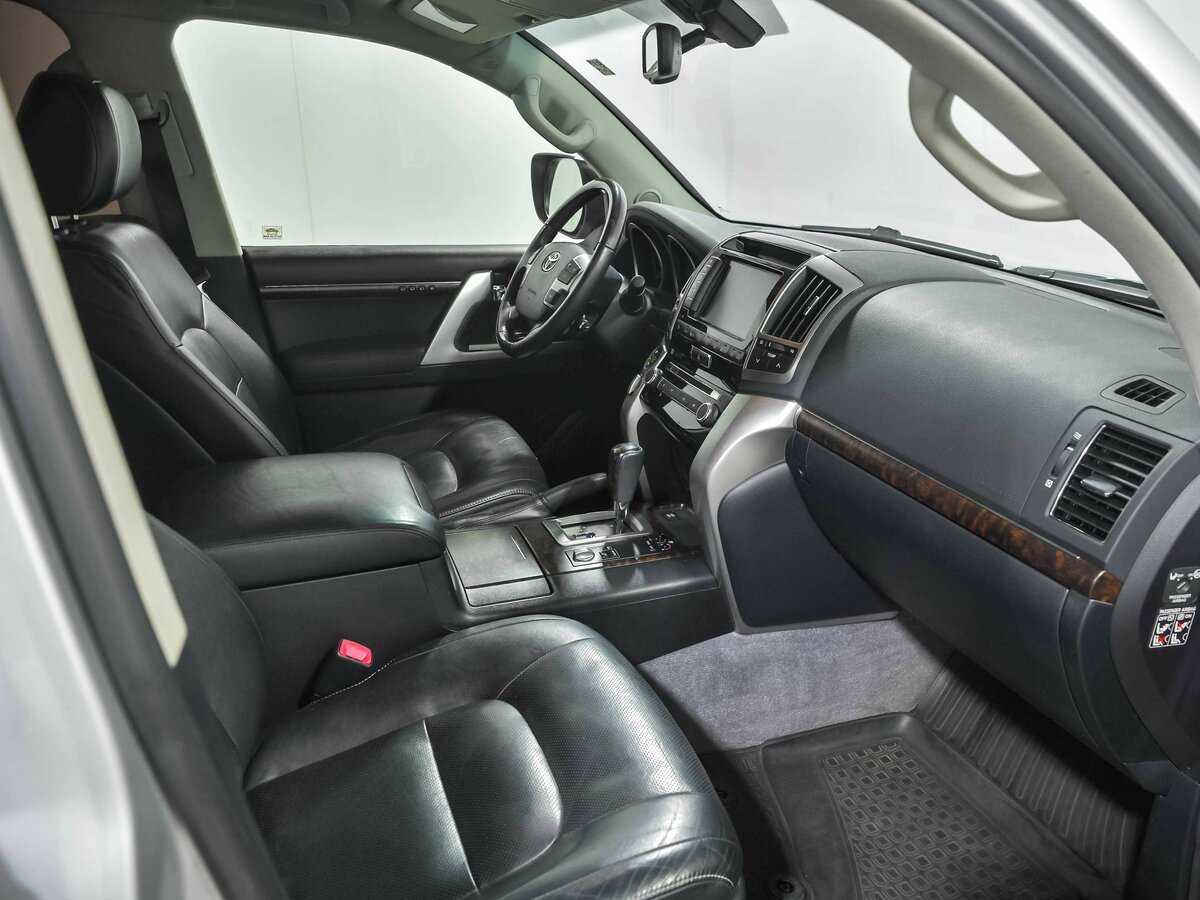 Toyota Land Cruiser 2012 года с пробегом. Фото: #19