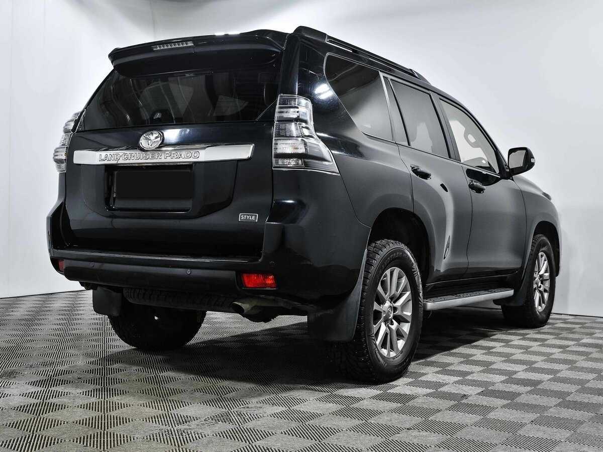 Toyota Land Cruiser Prado 2017 года с пробегом. Фото: #3