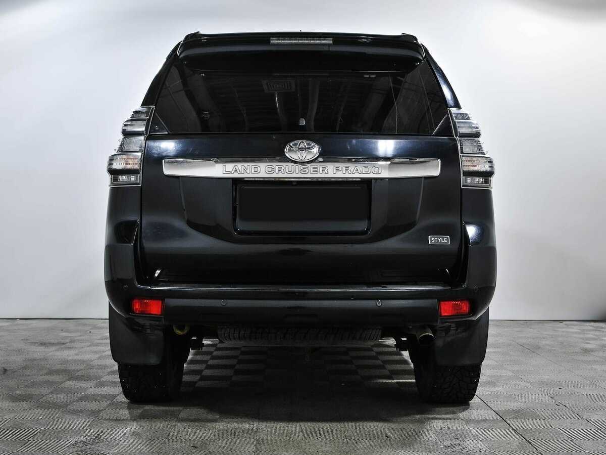 Toyota Land Cruiser Prado 2017 года с пробегом. Фото: #4