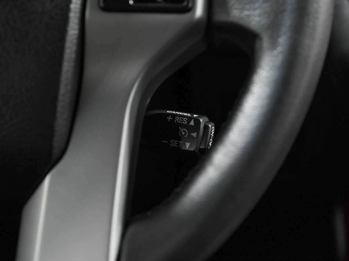 Toyota Land Cruiser Prado 2017 года с пробегом. Фото: #11