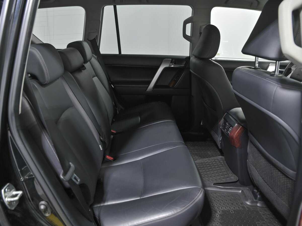 Toyota Land Cruiser Prado 2017 года с пробегом. Фото: #21