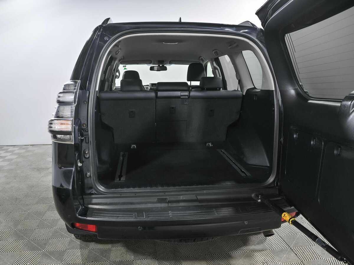 Toyota Land Cruiser Prado 2017 года с пробегом. Фото: #25