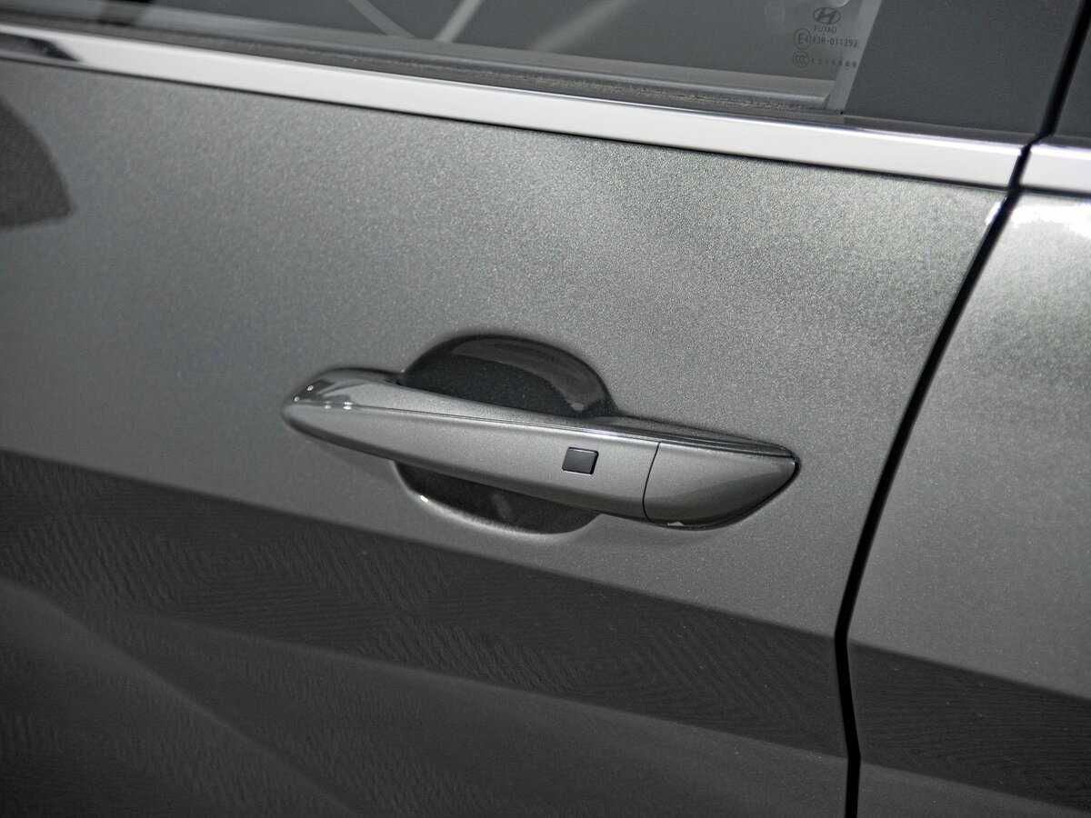 Hyundai Elantra 2023 года с пробегом. Фото: #17