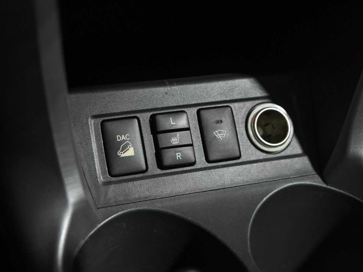 Toyota RAV4 2008 года с пробегом. Фото: #14