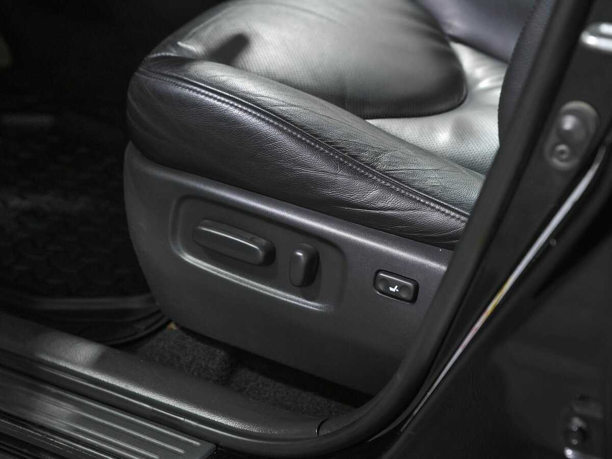 Toyota RAV4 2008 года с пробегом. Фото: #17