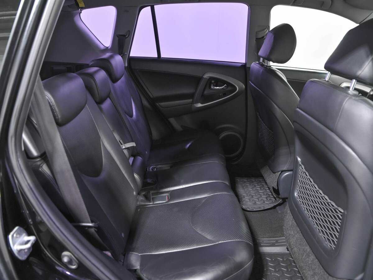 Toyota RAV4 2008 года с пробегом. Фото: #18