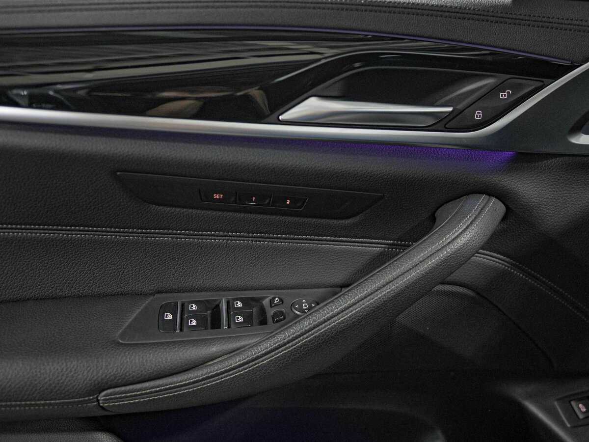 BMW 5 серии 2019 года с пробегом. Фото: #14