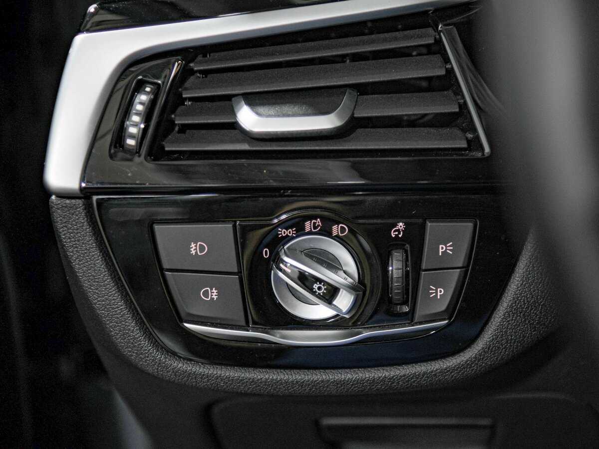 BMW 5 серии 2019 года с пробегом. Фото: #15