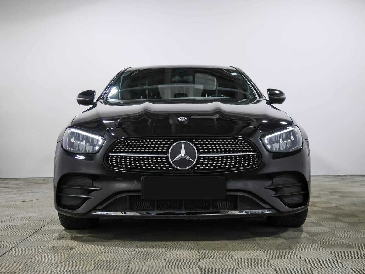 Mercedes-Benz E-Класс 2021 года с пробегом. Фото: #1