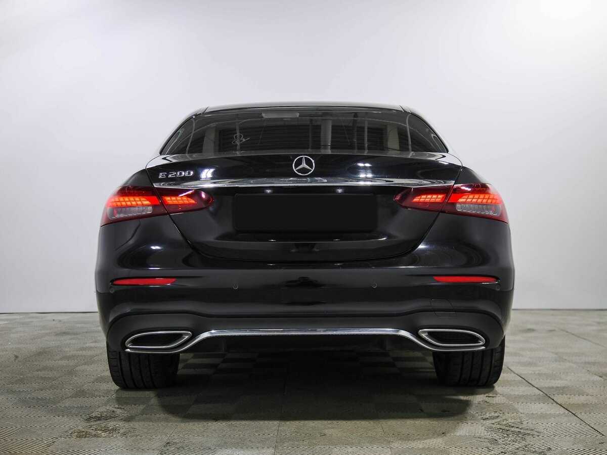 Mercedes-Benz E-Класс 2021 года с пробегом. Фото: #3