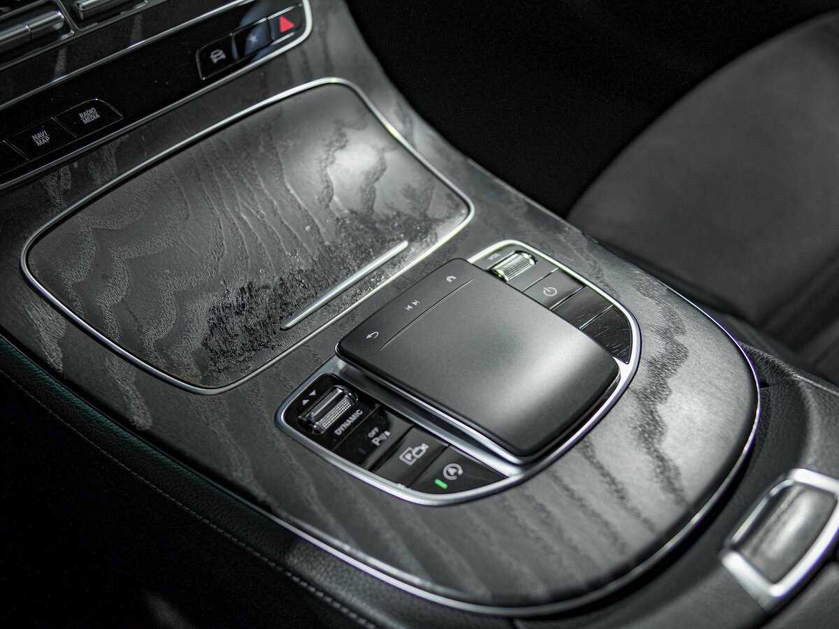 Mercedes-Benz E-Класс 2021 года с пробегом. Фото: #10