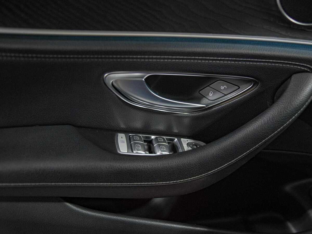 Mercedes-Benz E-Класс 2021 года с пробегом. Фото: #11
