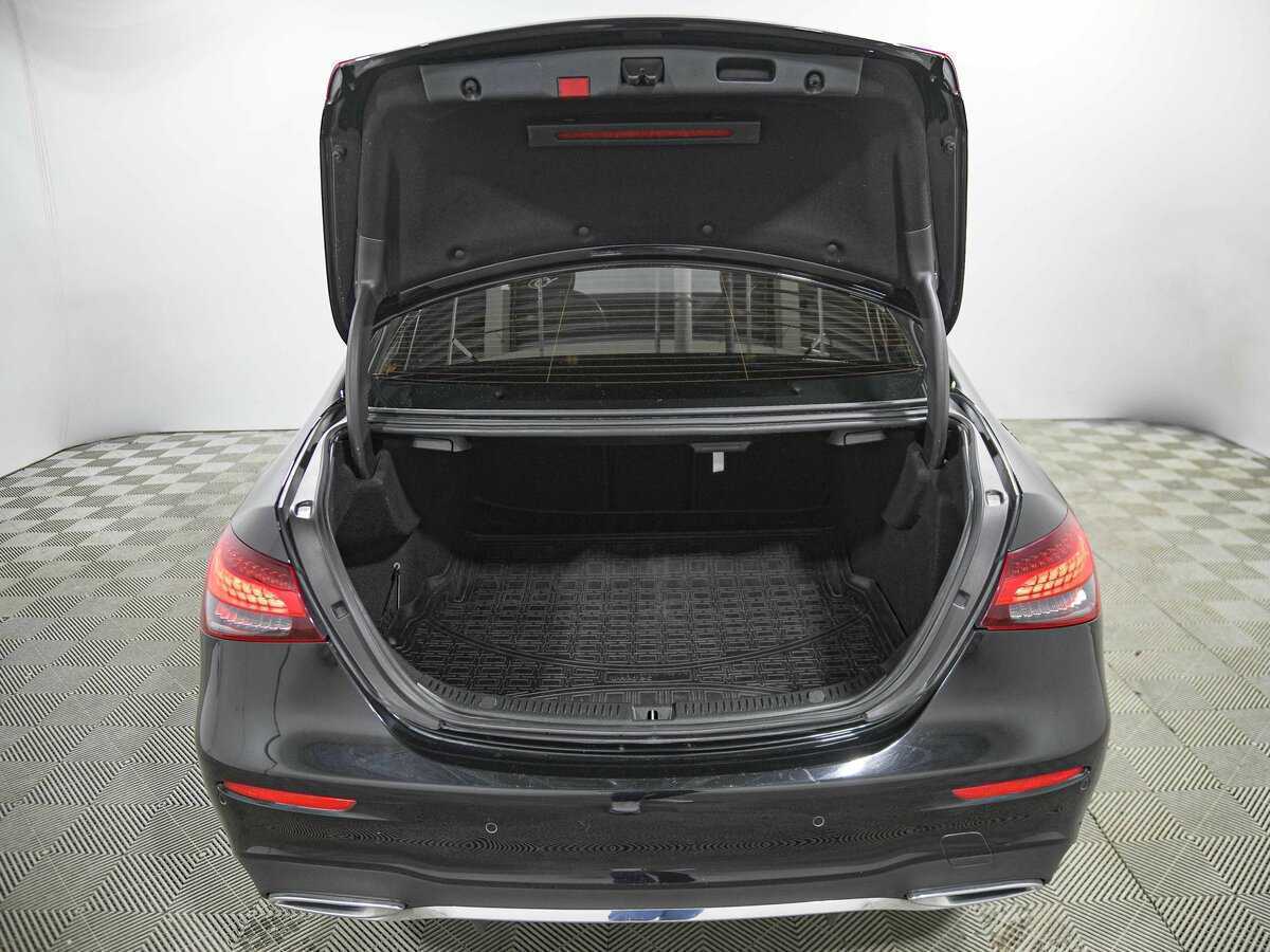 Mercedes-Benz E-Класс 2021 года с пробегом. Фото: #17