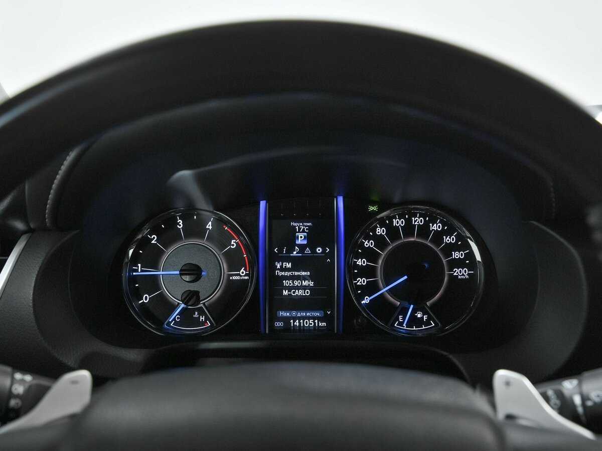 Toyota Fortuner 2017 года с пробегом. Фото: #6