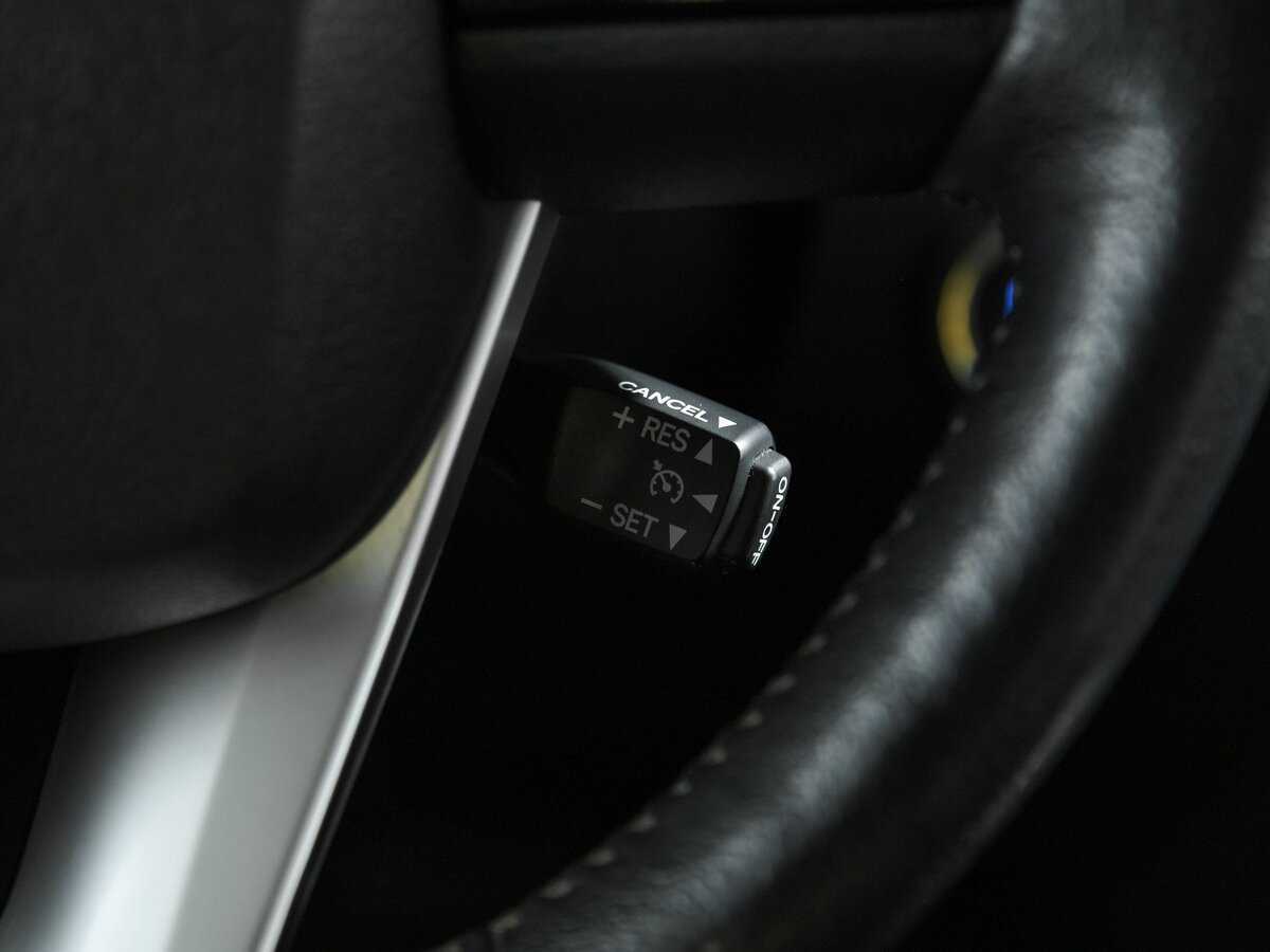 Toyota Fortuner 2017 года с пробегом. Фото: #9