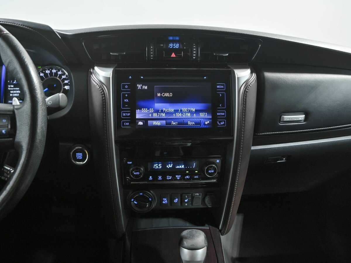 Toyota Fortuner 2017 года с пробегом. Фото: #10