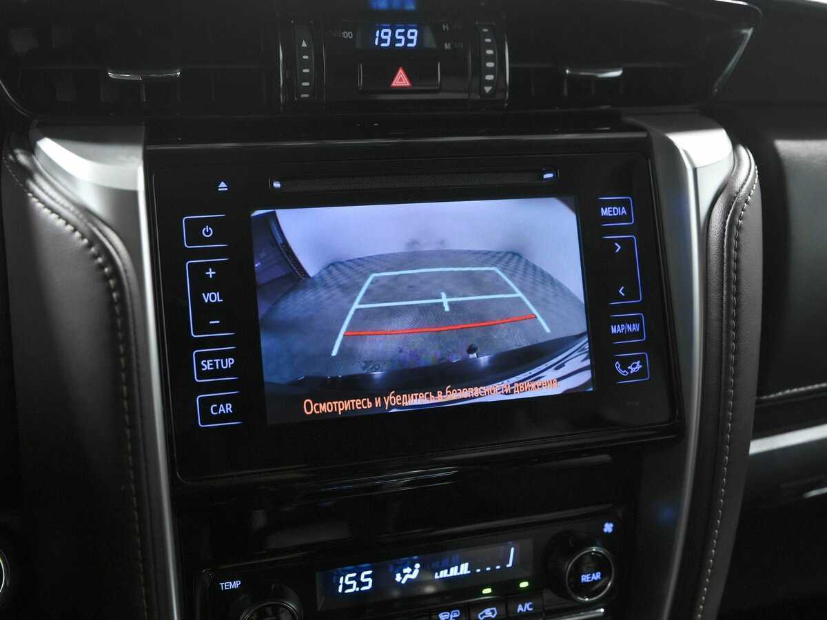 Toyota Fortuner 2017 года с пробегом. Фото: #11