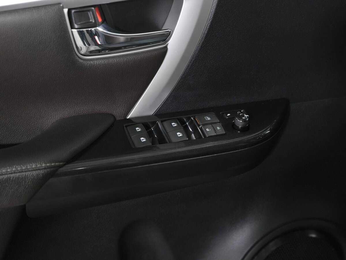 Toyota Fortuner 2017 года с пробегом. Фото: #16