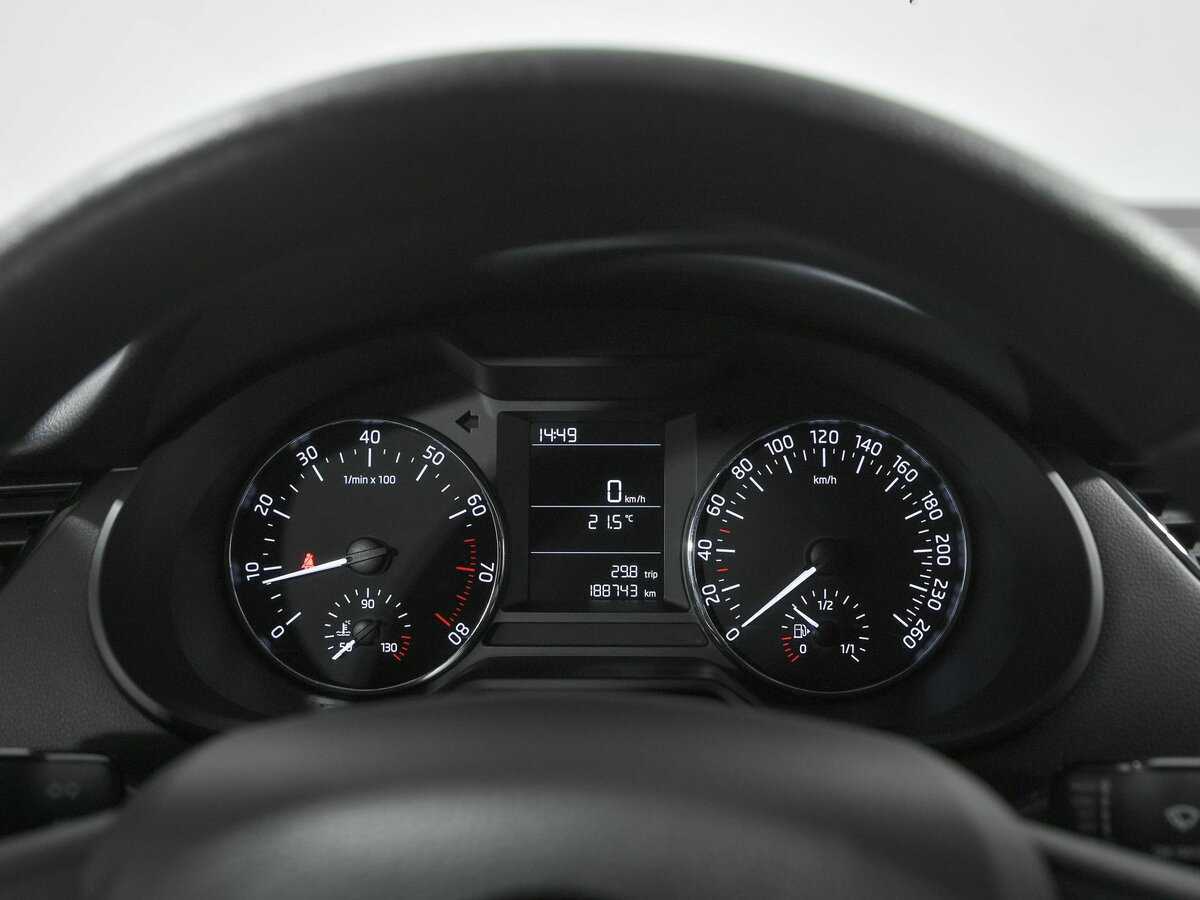 Б/У Шкода Октавия 2018 года. Фото: #5