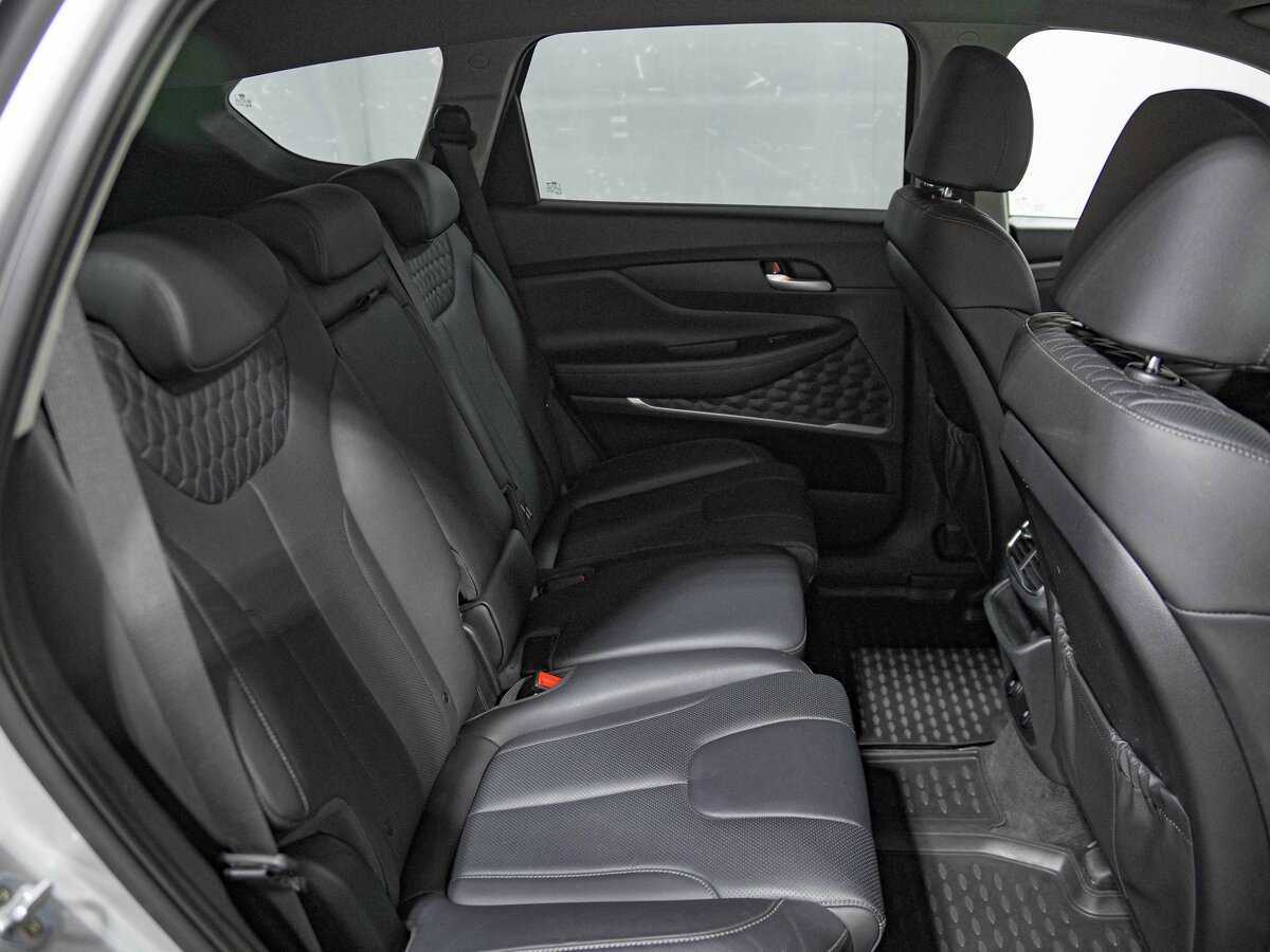 Hyundai Santa Fe 2020 года с пробегом. Фото: #16