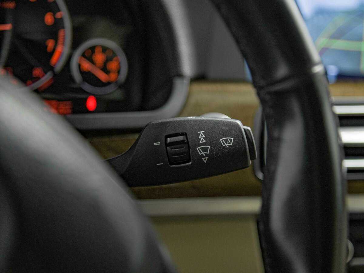 BMW 7 серии 2011 года с пробегом. Фото: #8