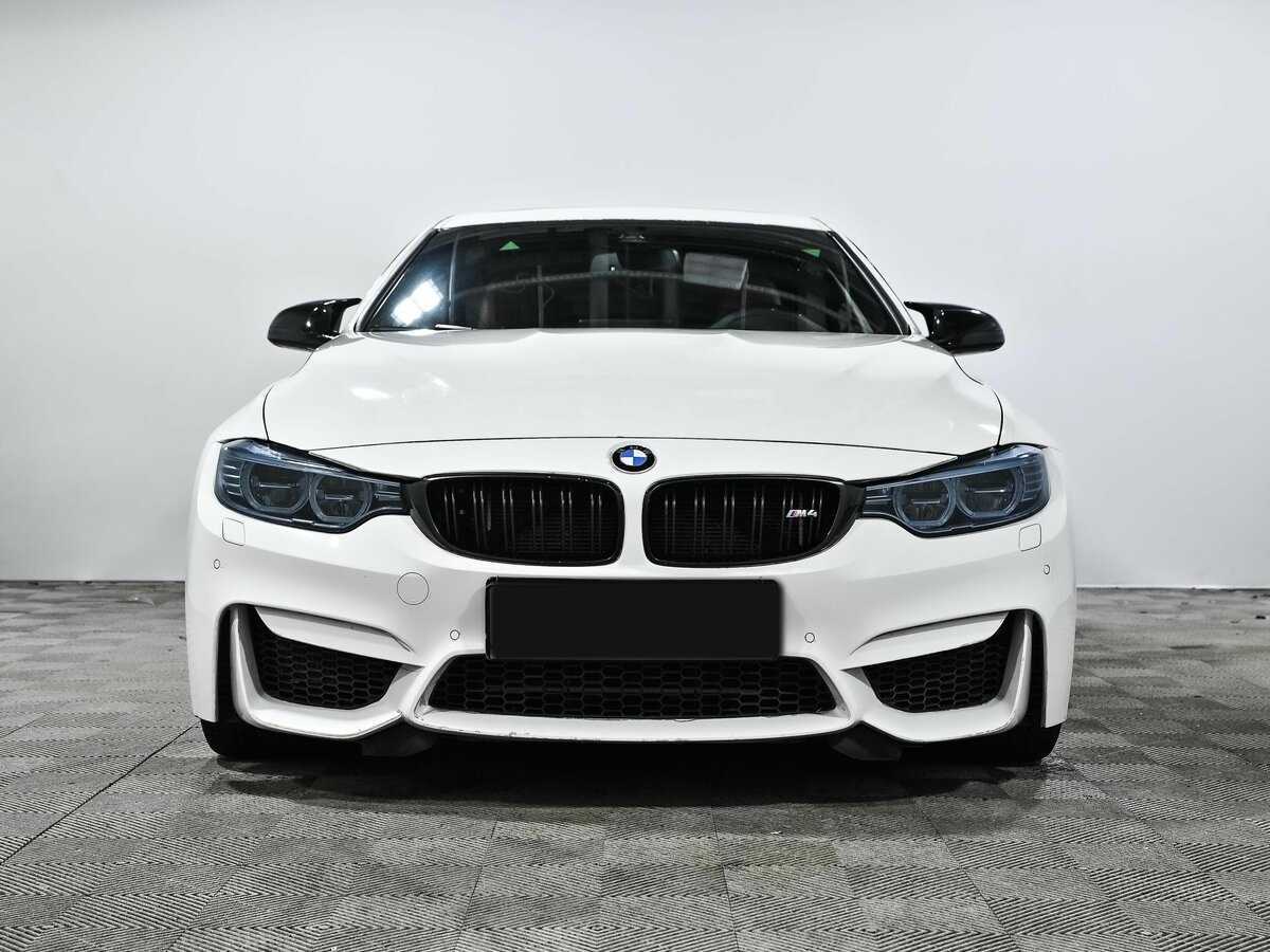BMW M4 2016 года с пробегом. Фото: #1