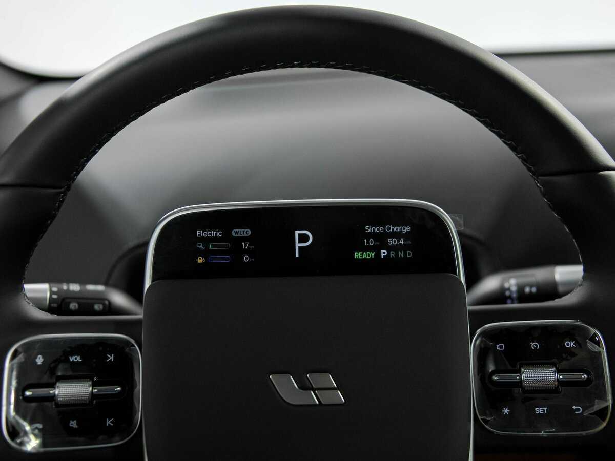 LiXiang L7 2024 года с пробегом. Фото: #7