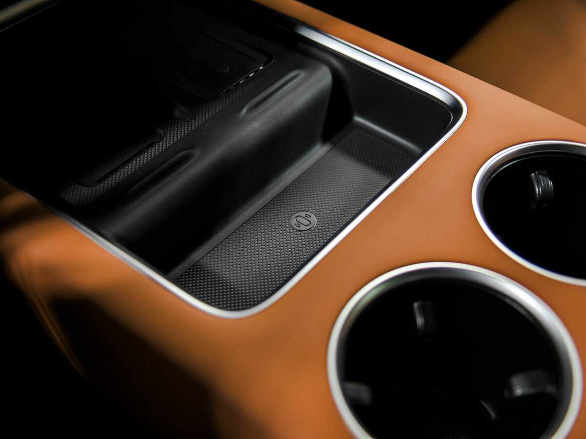 LiXiang L7 2024 года с пробегом. Фото: #11