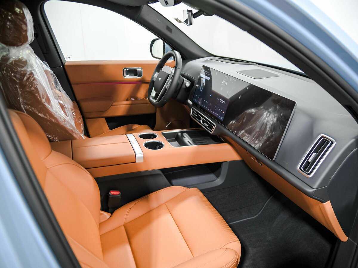 LiXiang L7 2024 года с пробегом. Фото: #18