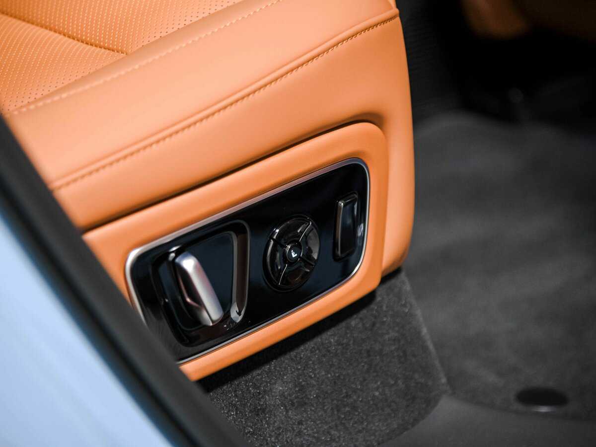 LiXiang L7 2024 года с пробегом. Фото: #19