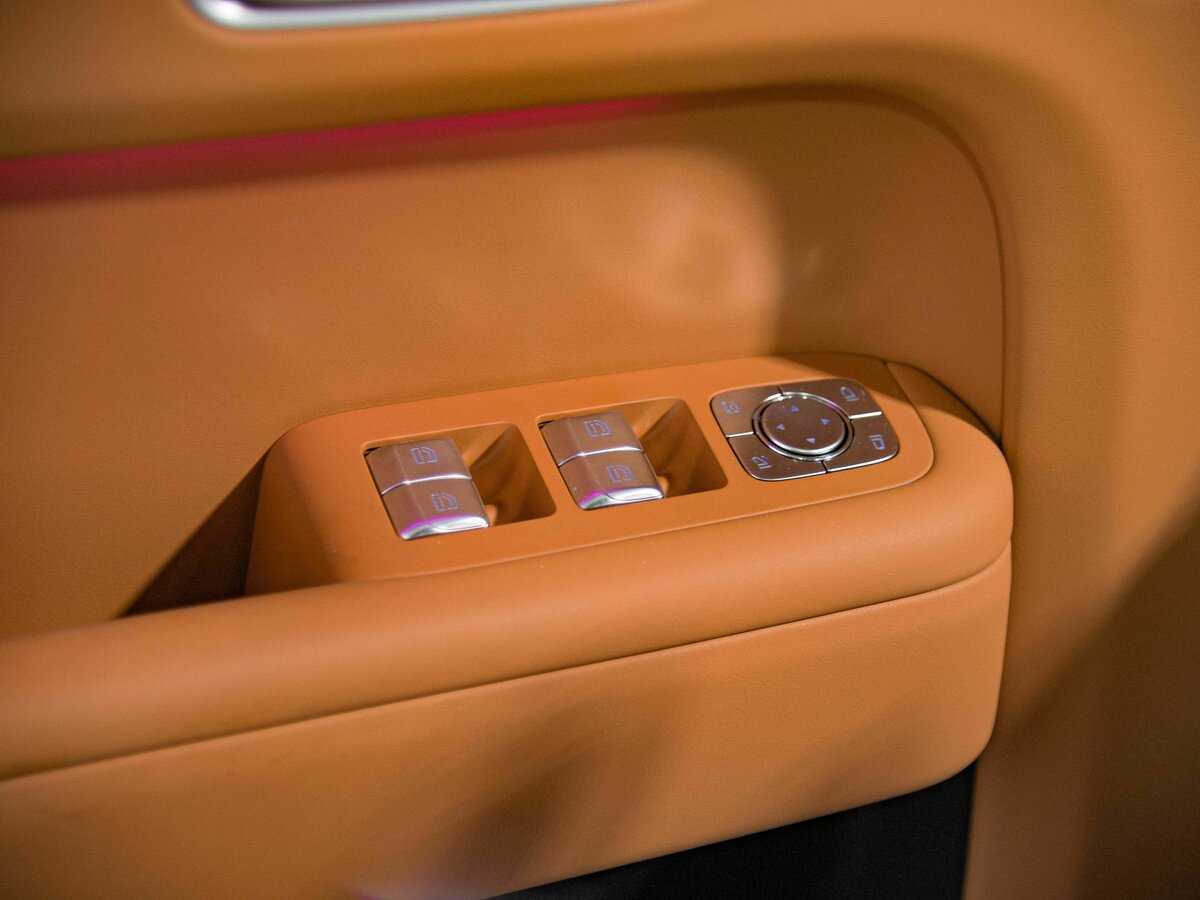 LiXiang L9 2024 года с пробегом. Фото: #13