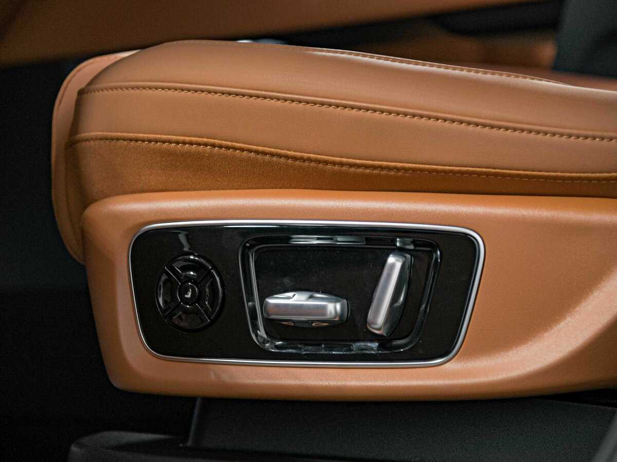 LiXiang L9 2024 года с пробегом. Фото: #14