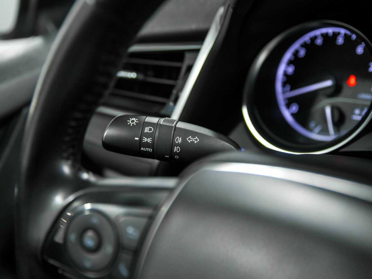 Toyota Camry 2021 года с пробегом. Фото: #7