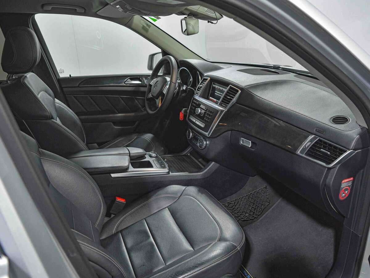 Mercedes-Benz GL-Класс 2015 года с пробегом. Фото: #19