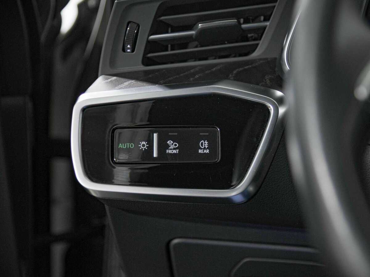 Audi A6 2019 года с пробегом. Фото: #12