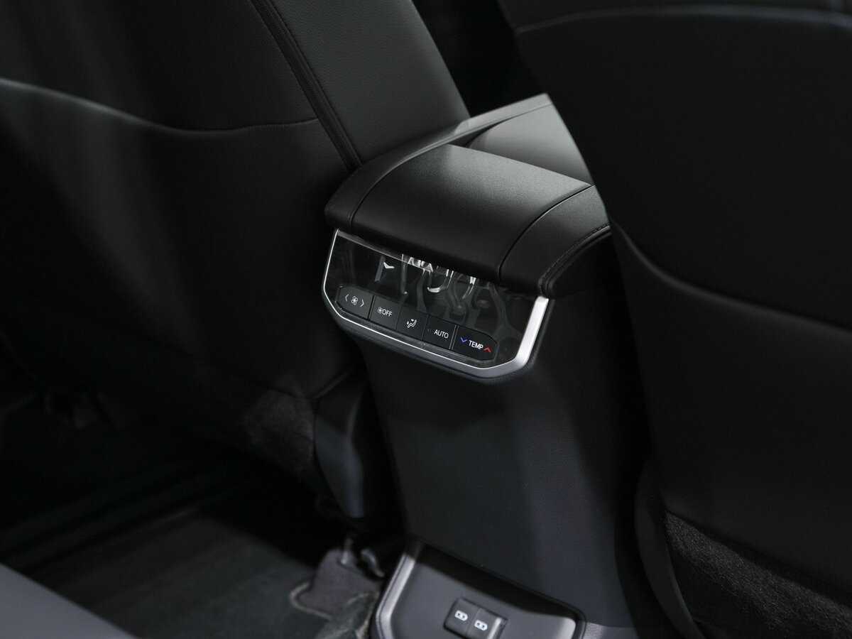 Toyota Highlander 2022 года с пробегом. Фото: #20