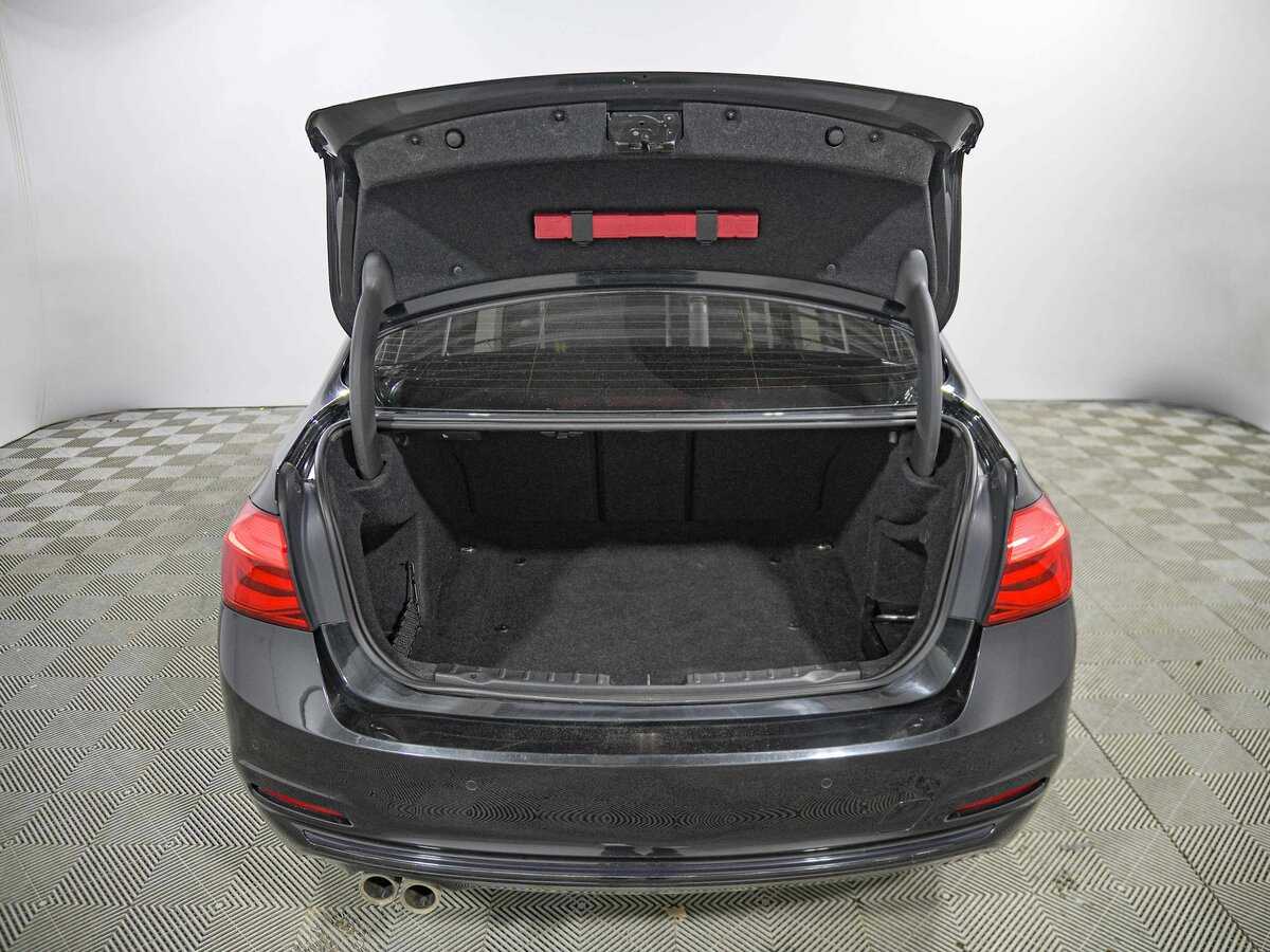 BMW 3 серии 2017 года с пробегом. Фото: #17