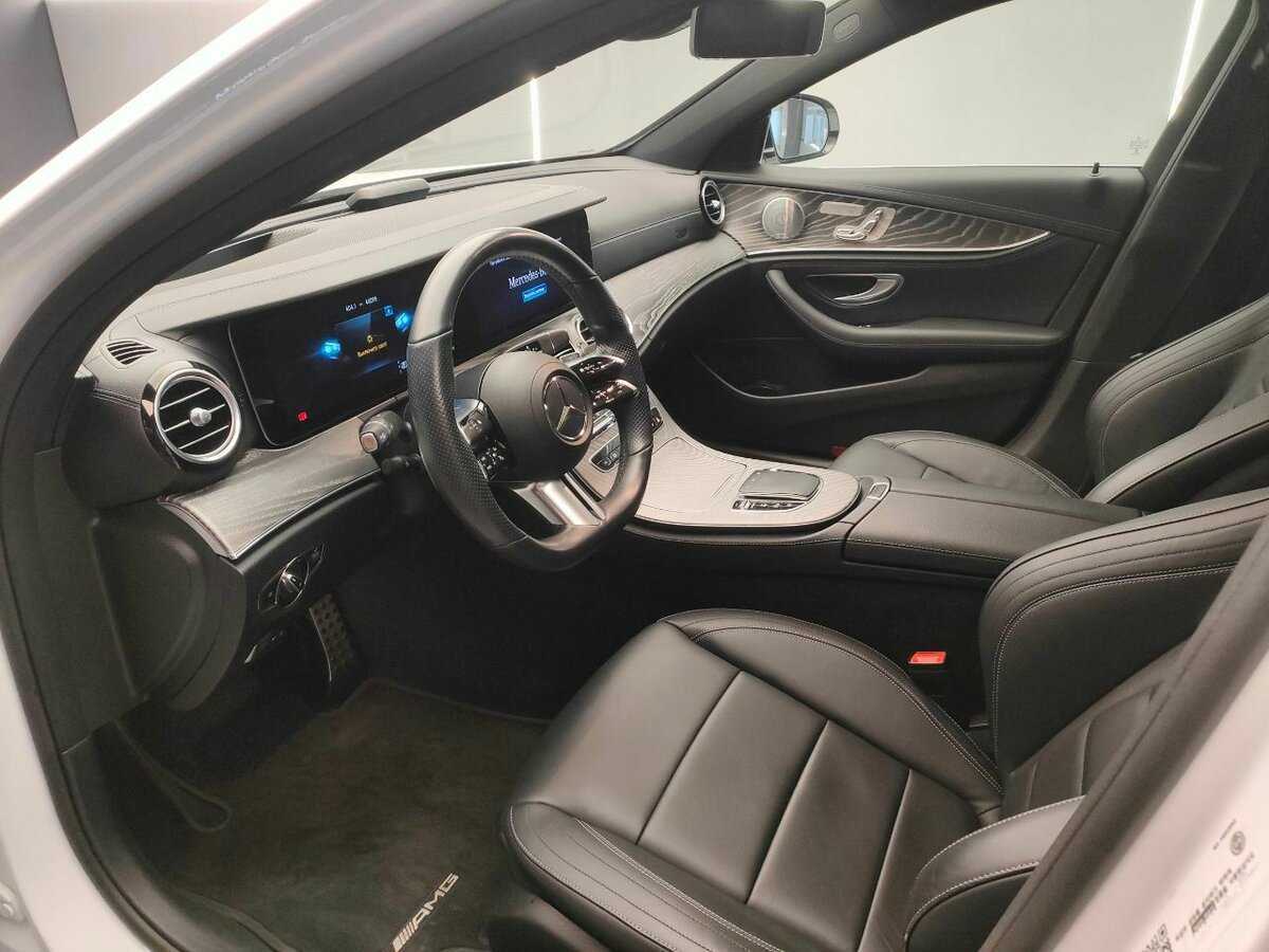 Mercedes-Benz E-Класс 2020 года с пробегом. Фото: #8