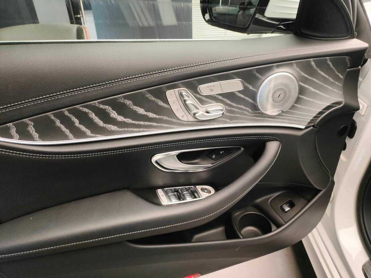 Mercedes-Benz E-Класс 2020 года с пробегом. Фото: #14