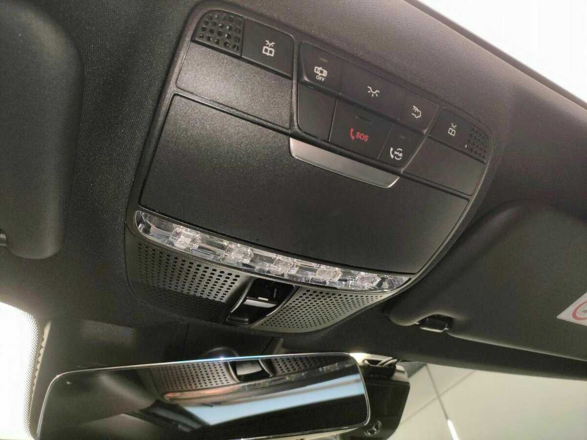 Mercedes-Benz E-Класс 2020 года с пробегом. Фото: #25