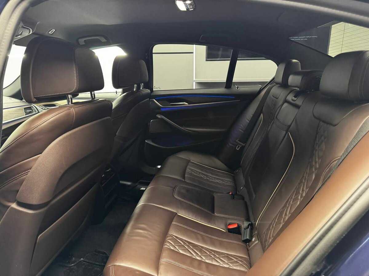BMW 5 серии 2018 года с пробегом. Фото: #23