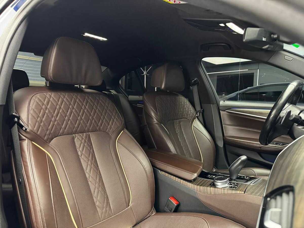 BMW 5 серии 2018 года с пробегом. Фото: #28