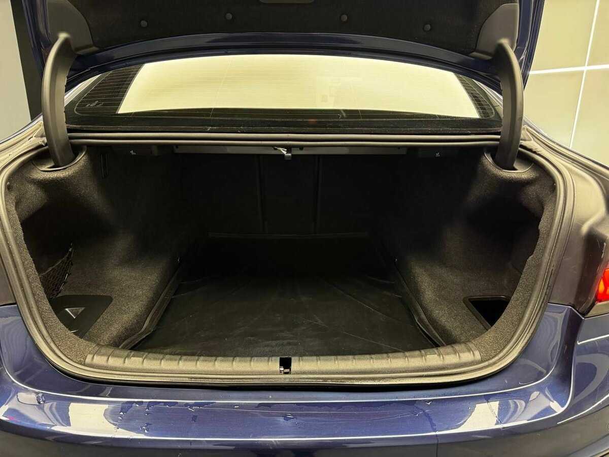 BMW 5 серии 2018 года с пробегом. Фото: #29