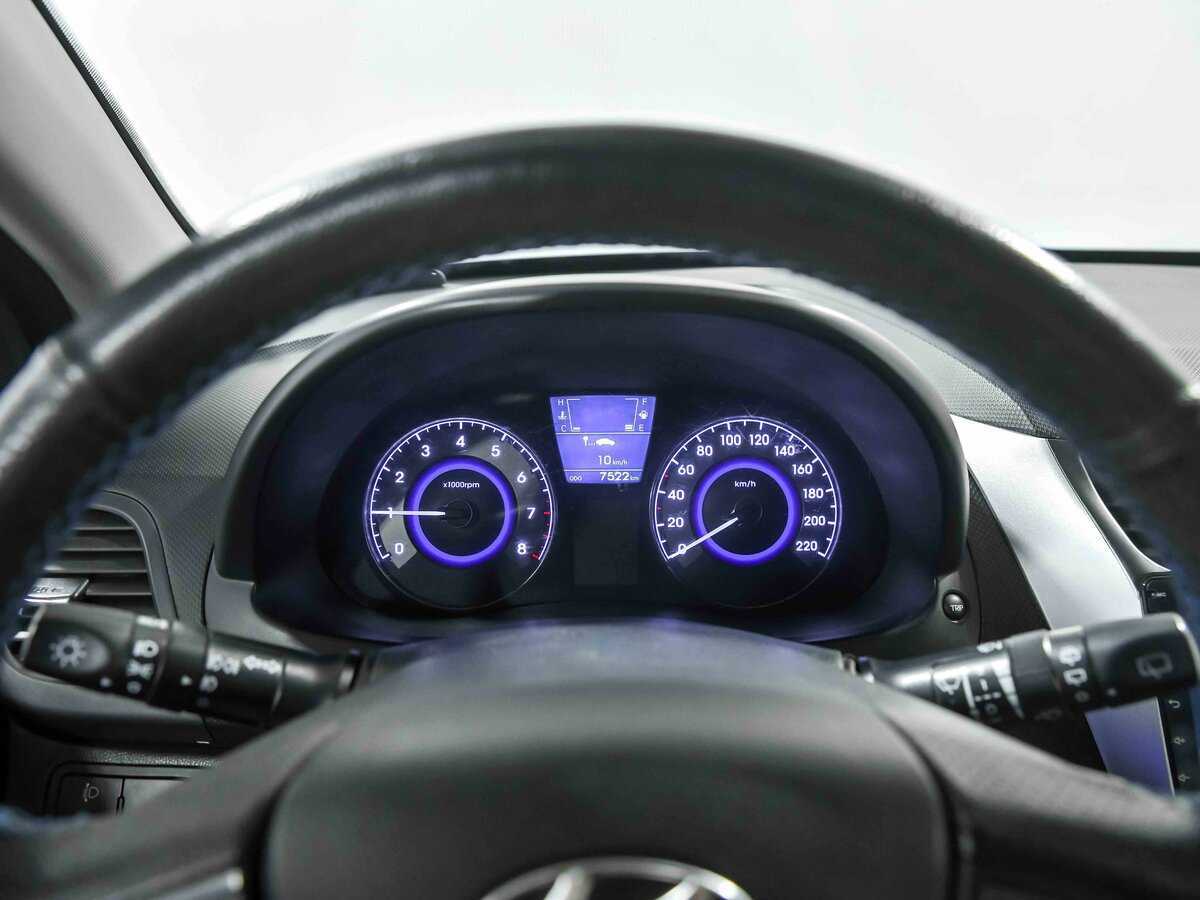 Hyundai Solaris 2011 года с пробегом. Фото: #5