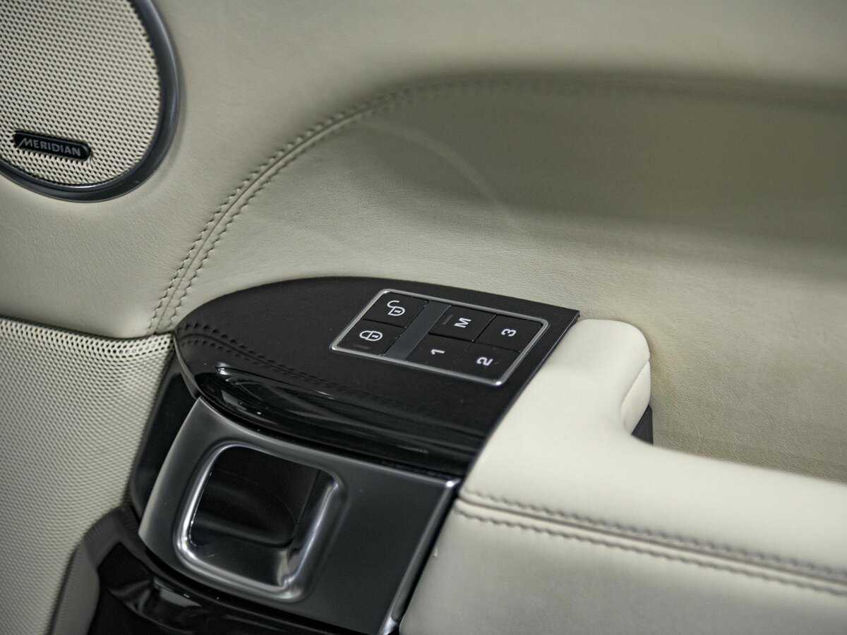 Land Rover Range Rover 2013 года с пробегом. Фото: #20