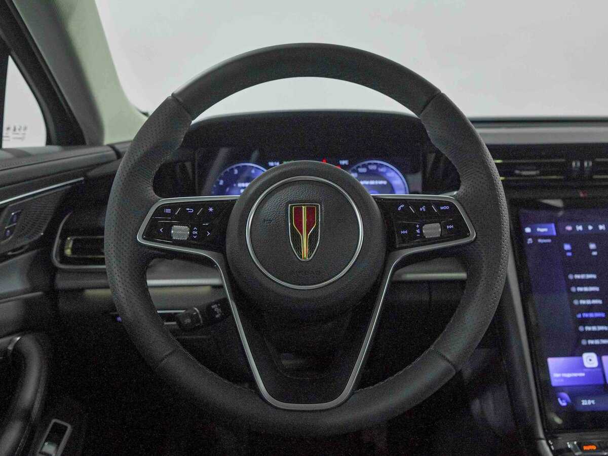 Hongqi H5 2024 года с пробегом. Фото: #8