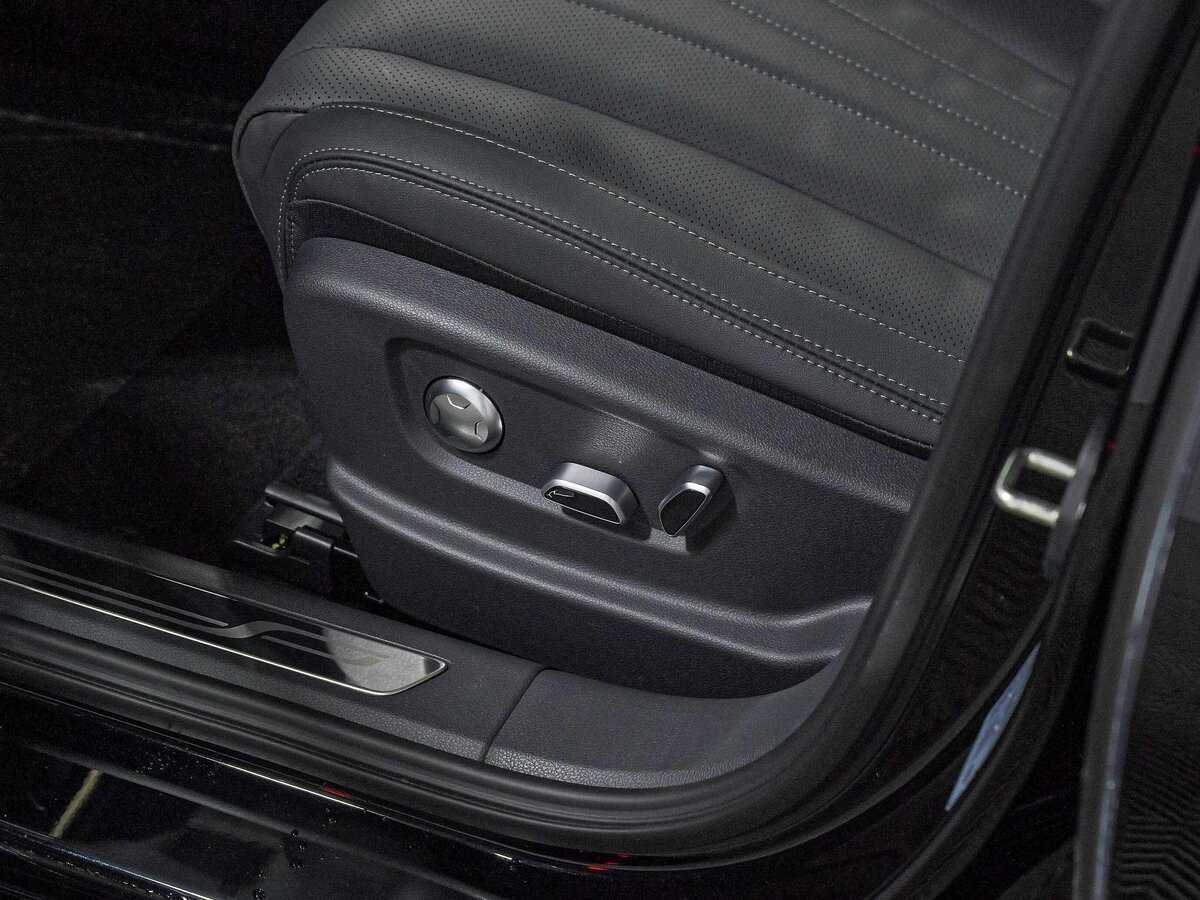 Hongqi H5 2024 года с пробегом. Фото: #16